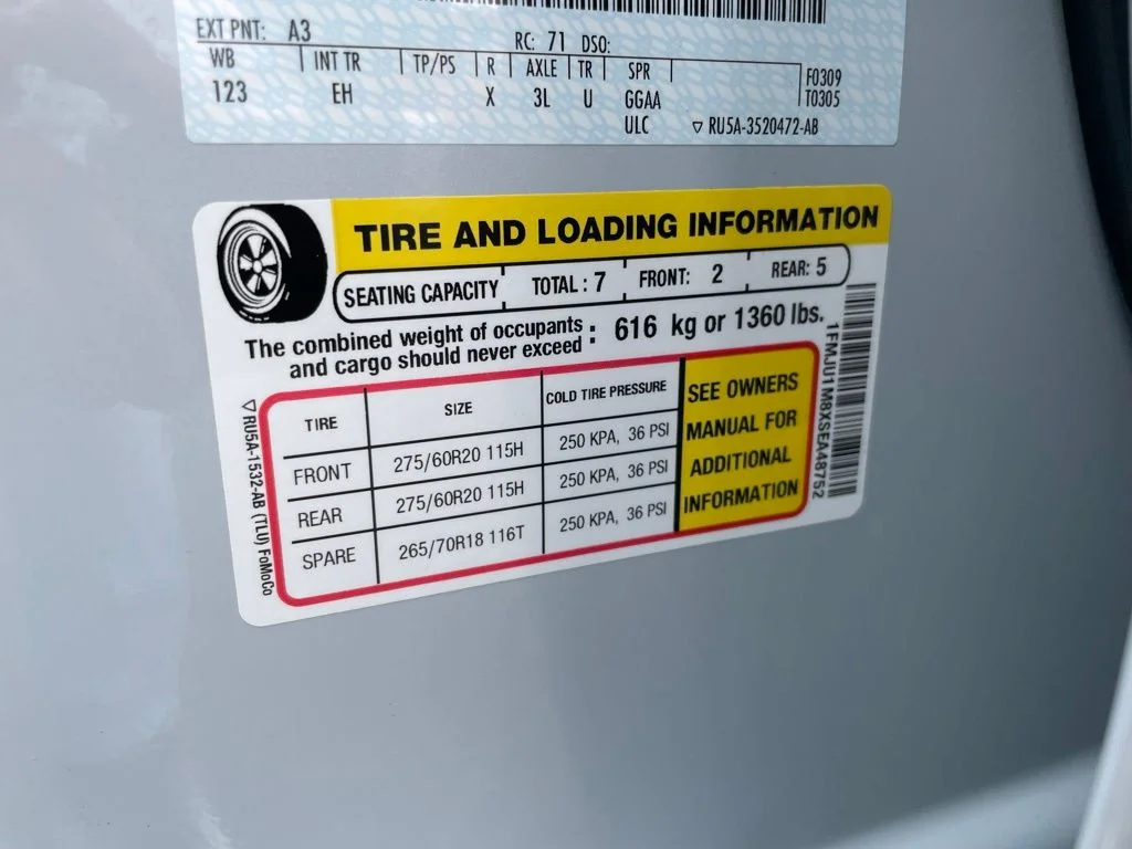 Used 2025 Ford Expedition - photo 56