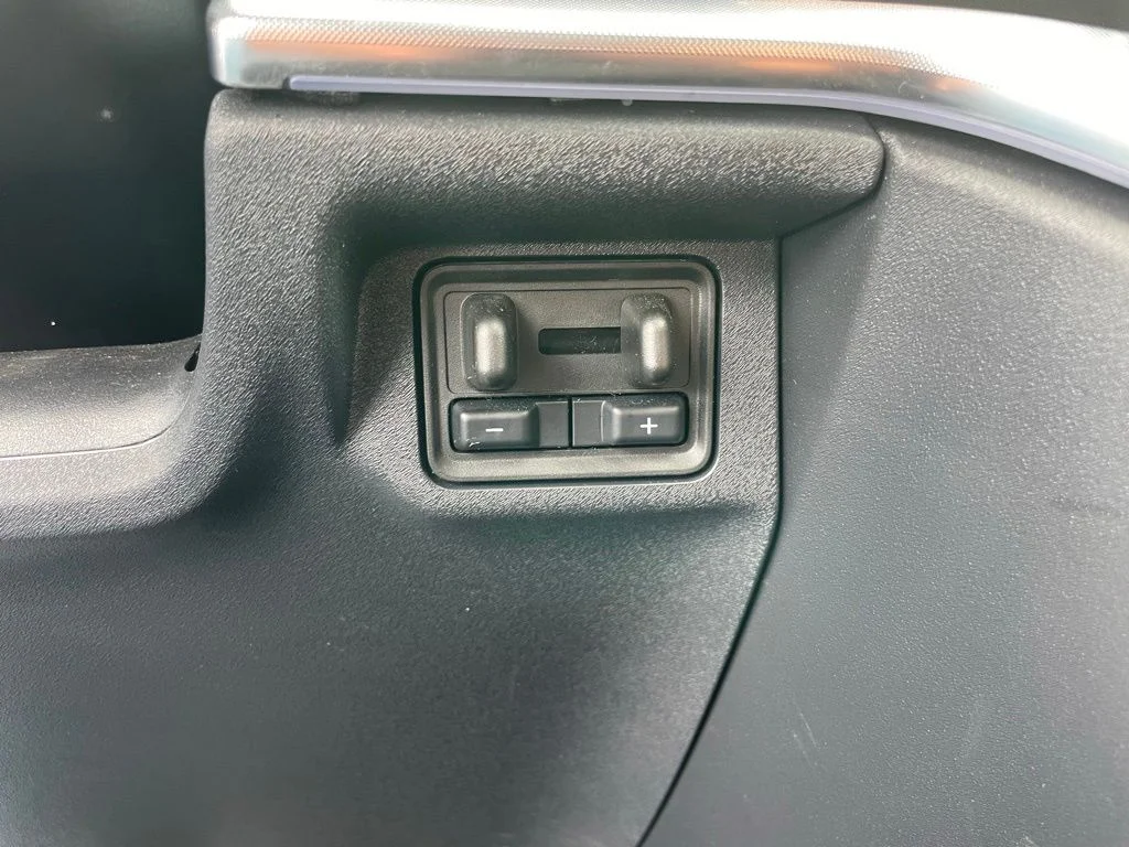 Used 2025 Ford Expedition - photo 60
