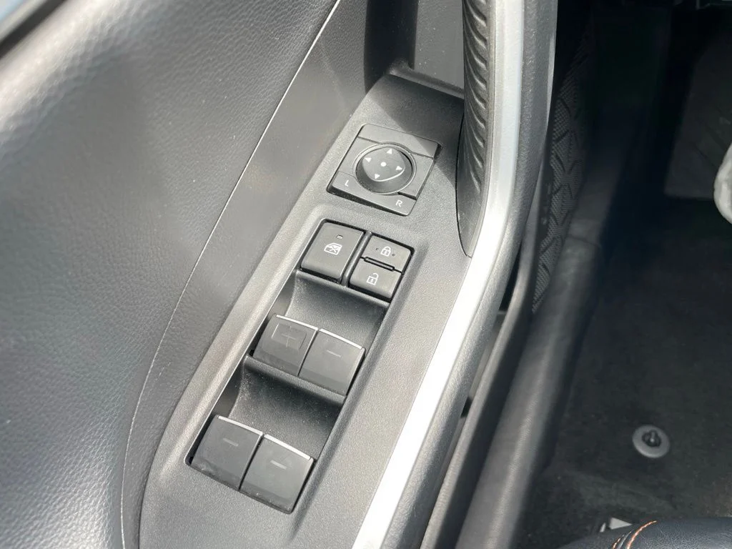 Used 2024 Toyota RAV4 - photo 19