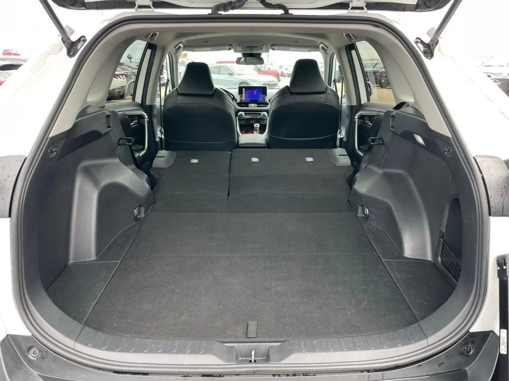 Used 2024 Toyota RAV4 - photo 29