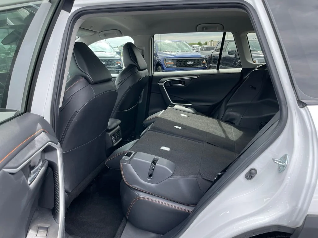 Used 2024 Toyota RAV4 - photo 46