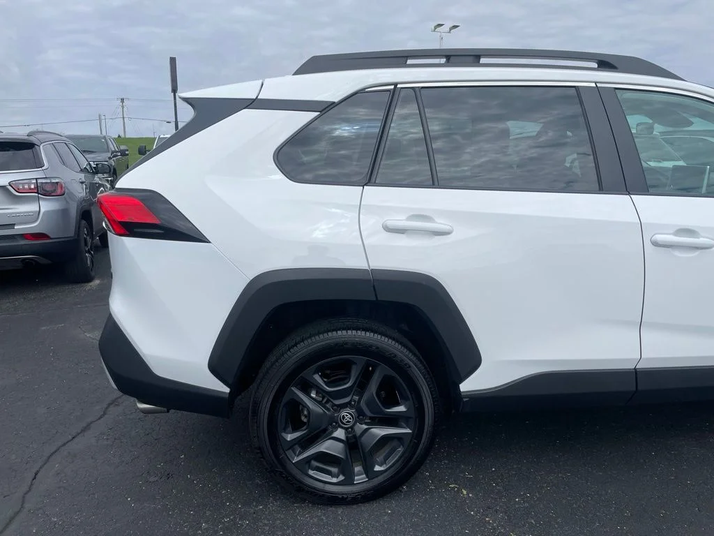 Used 2024 Toyota RAV4 - photo 26