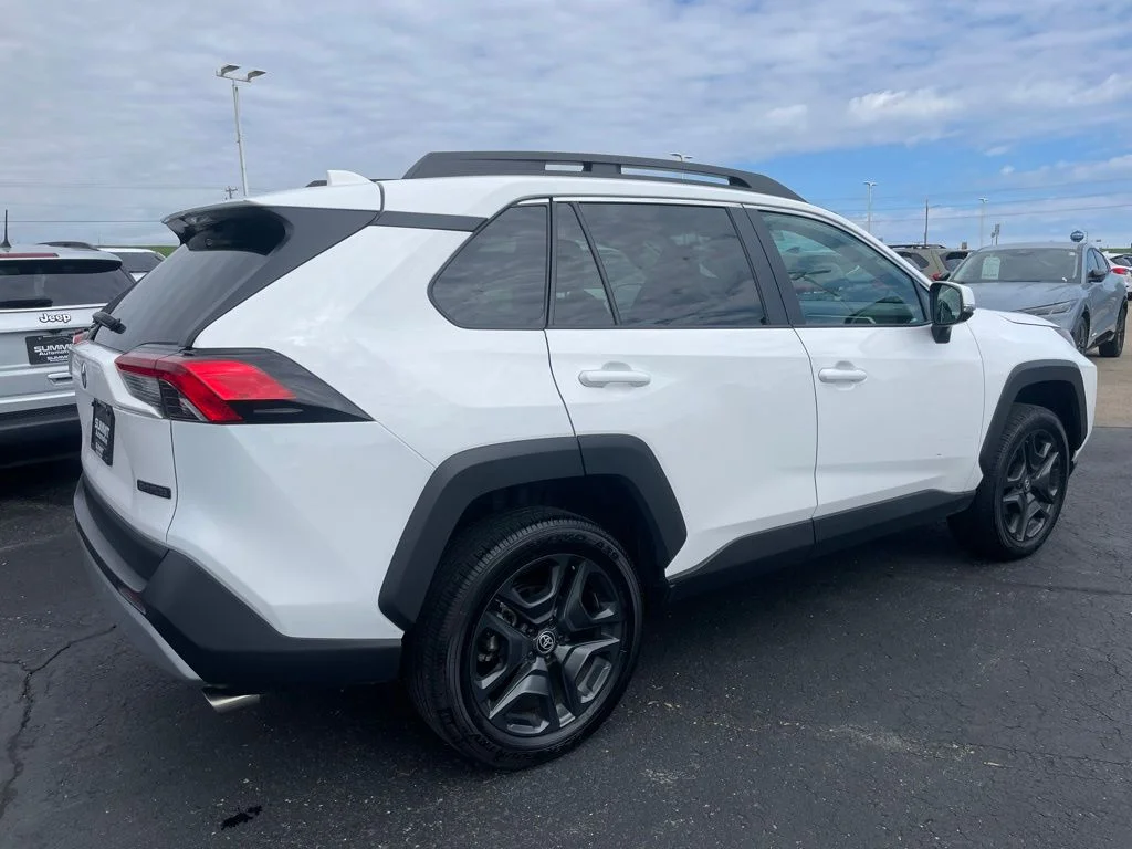 Used 2024 Toyota RAV4 - photo 6