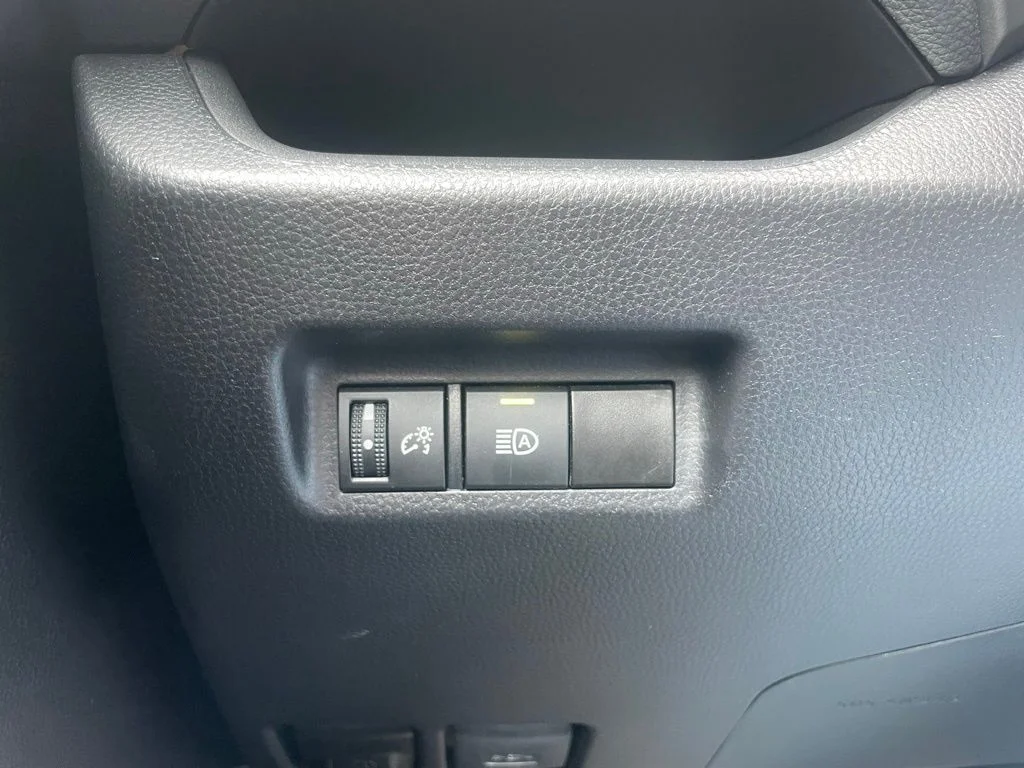 Used 2024 Toyota RAV4 - photo 45