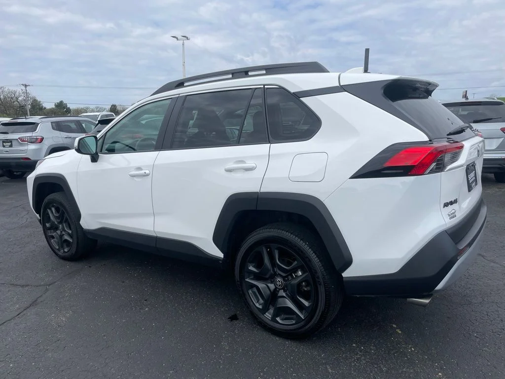 Used 2024 Toyota RAV4 - photo 7