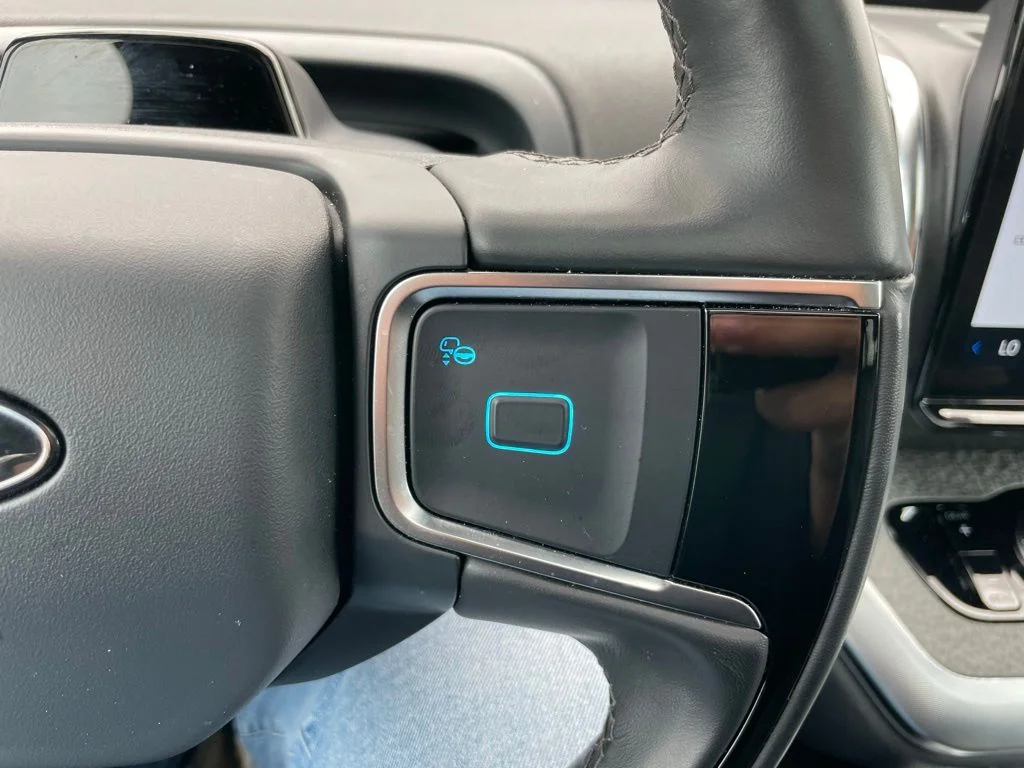 Used 2025 Ford Expedition - photo 30