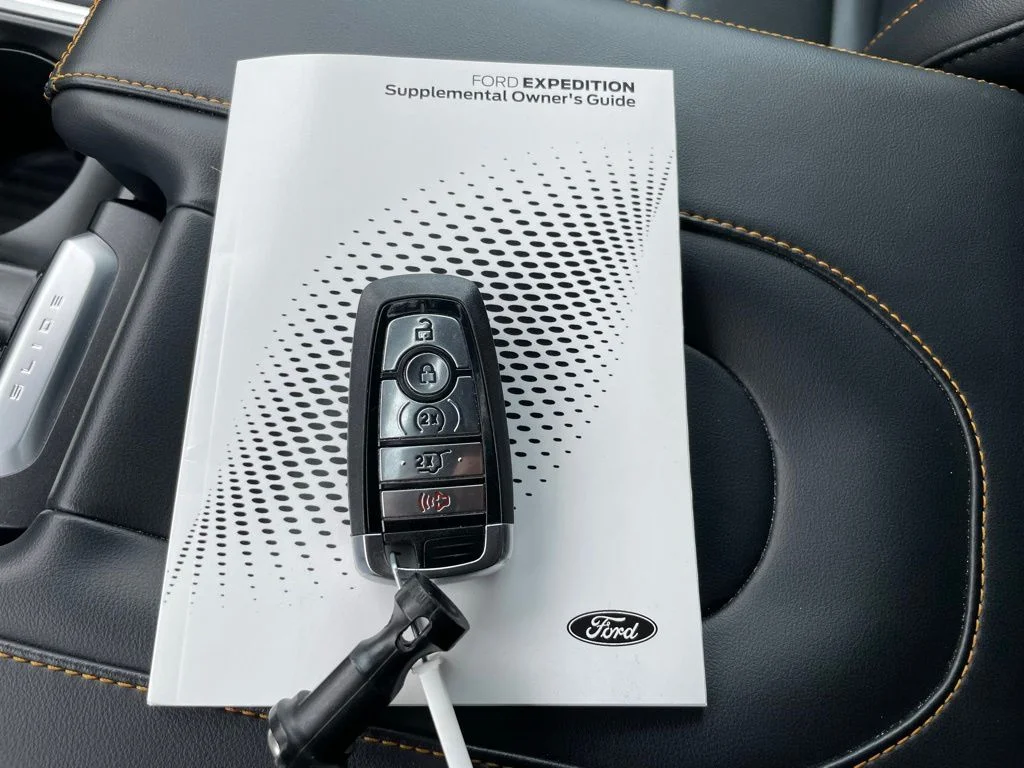 Used 2025 Ford Expedition - photo 55