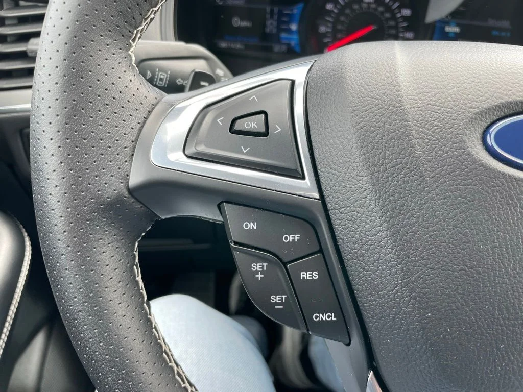 Used 2023 Ford Edge - photo 20
