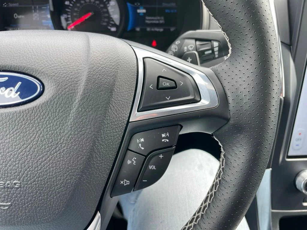 Used 2023 Ford Edge - photo 21