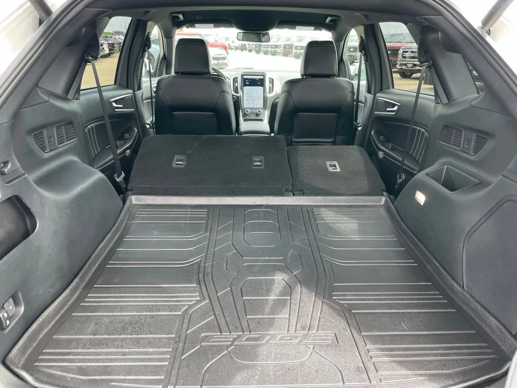 Used 2023 Ford Edge - photo 33