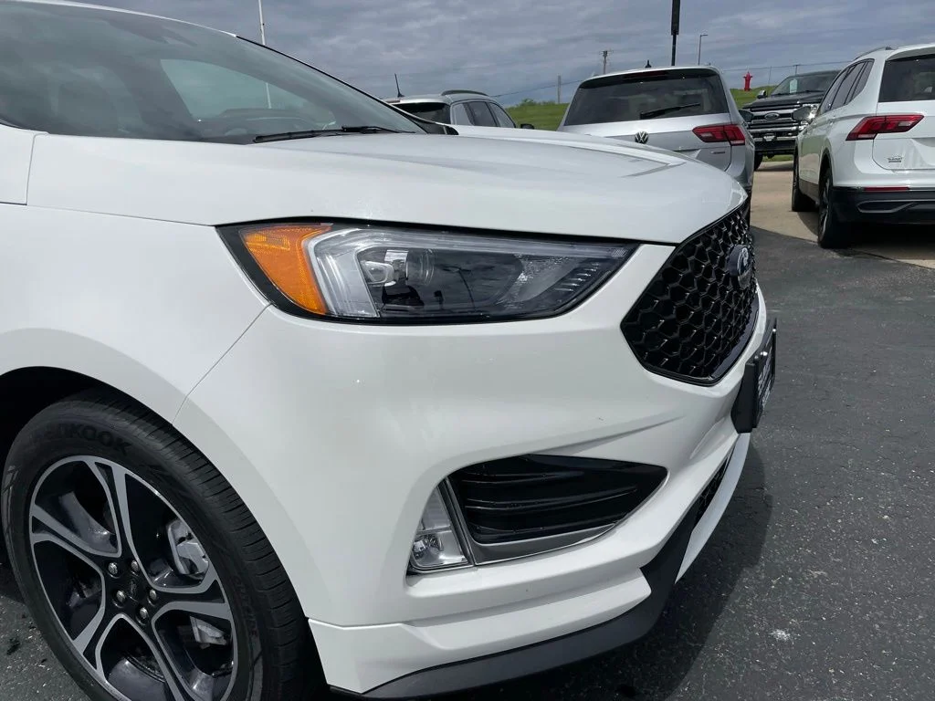 Used 2023 Ford Edge - photo 39