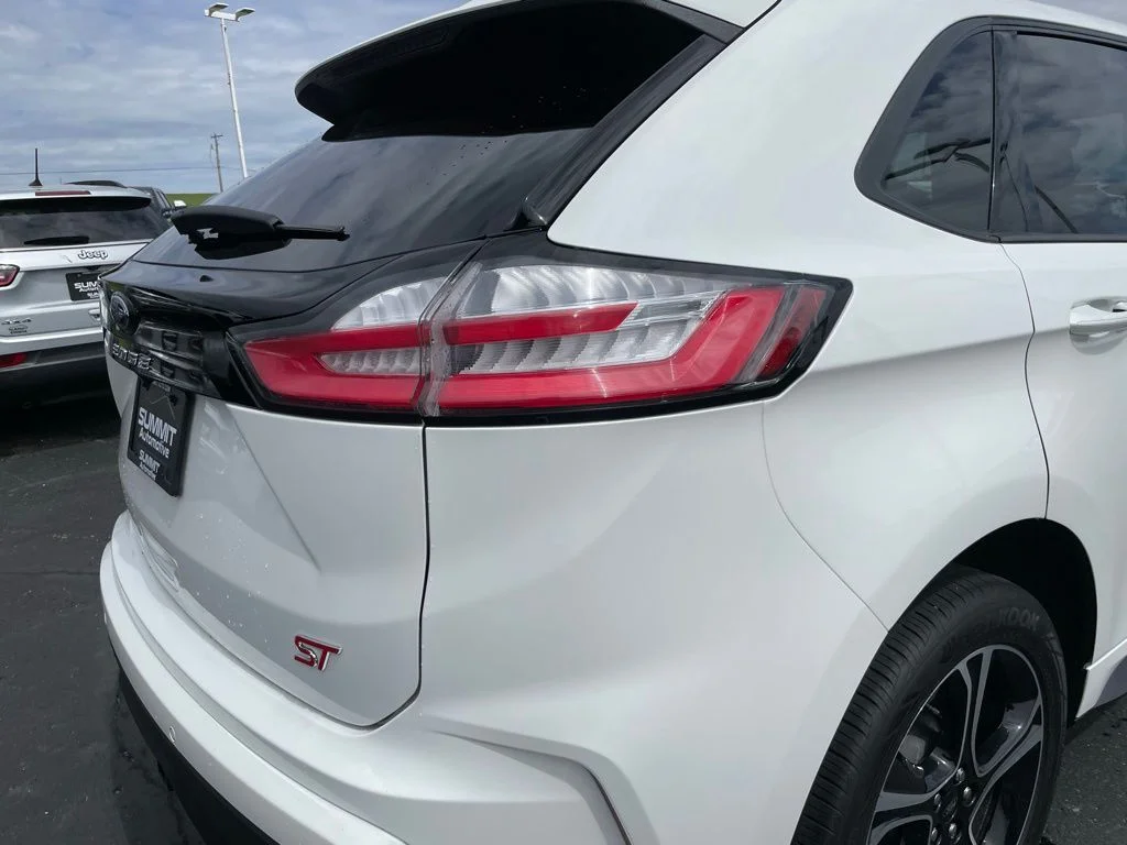 Used 2023 Ford Edge - photo 42