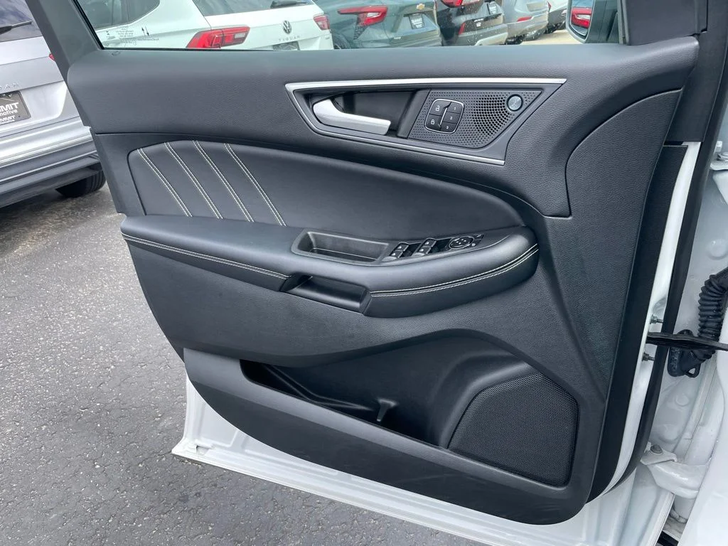 Used 2023 Ford Edge - photo 57