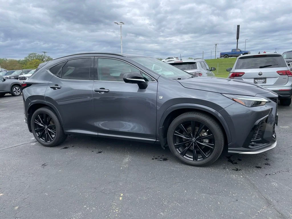 Used 2022 Lexus NX 350 - photo 2