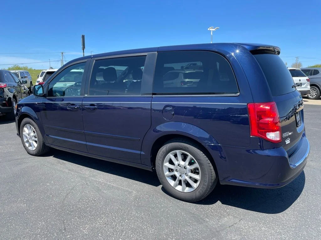 Used 2012 Dodge Grand Caravan - photo 7