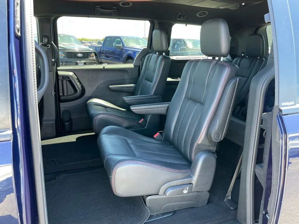 Used 2012 Dodge Grand Caravan - photo 9