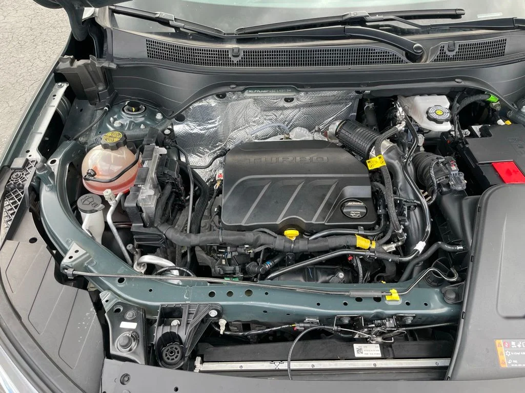 Used 2025 Chevrolet Trax - photo 39