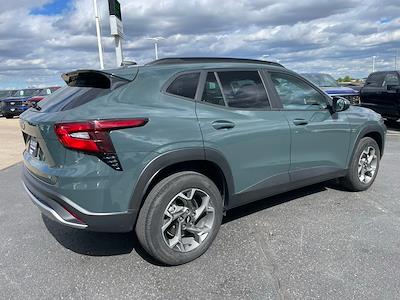 2025 Chevrolet Trax FWD SUV for sale #4140X - photo 2