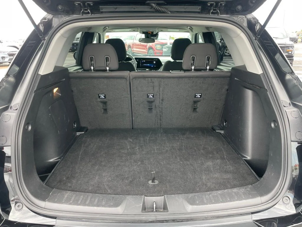 Used 2025 Chevrolet Trailblazer - photo 30
