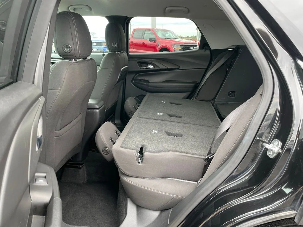 Used 2025 Chevrolet Trailblazer - photo 51