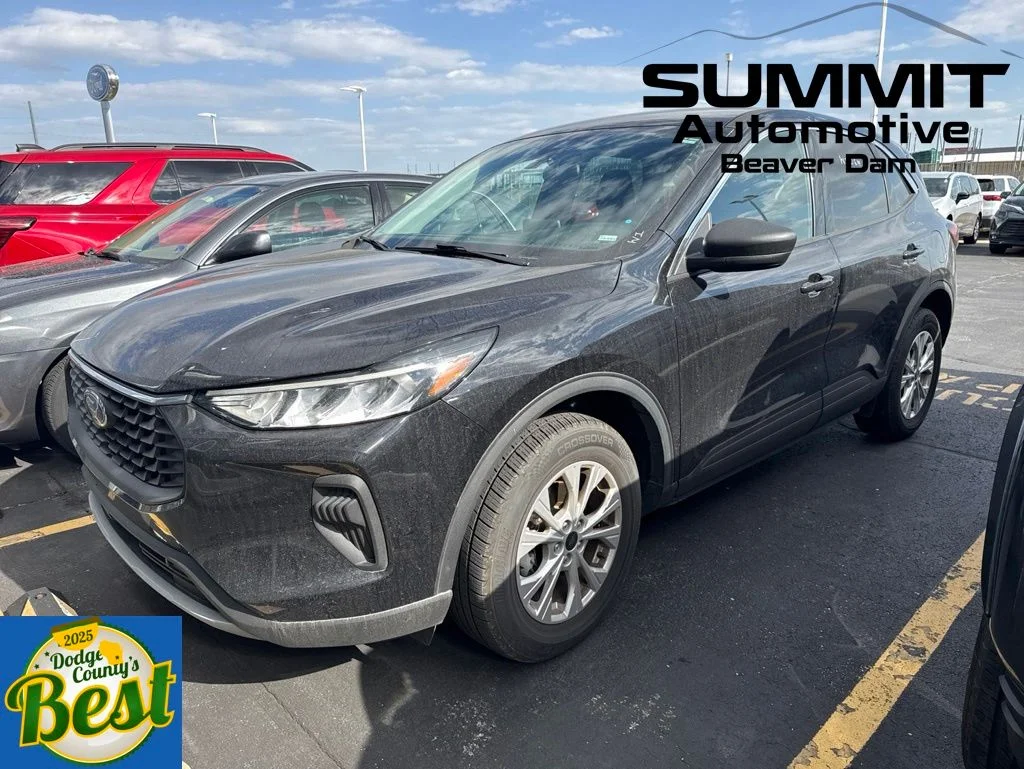 Used 2024 Ford Escape - photo 1