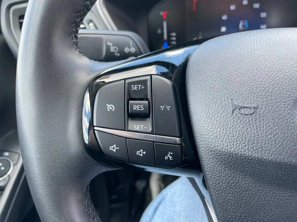 Used 2024 Ford Escape - photo 24
