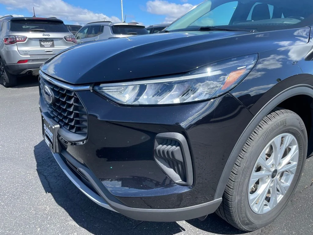 Used 2024 Ford Escape - photo 39