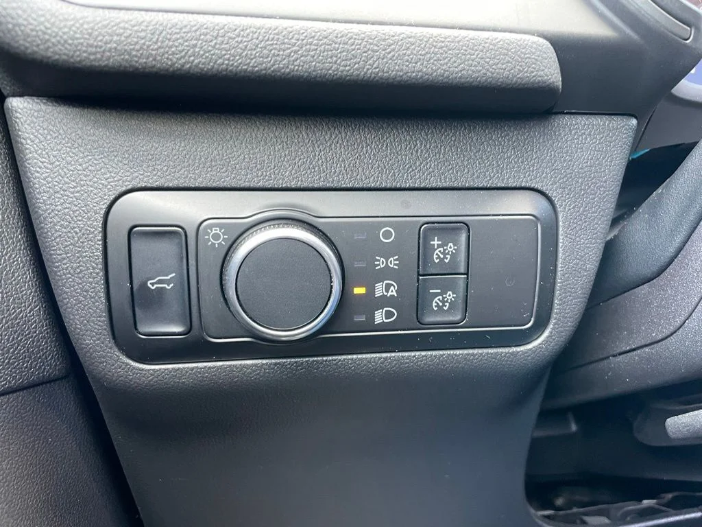Used 2024 Ford Escape - photo 50