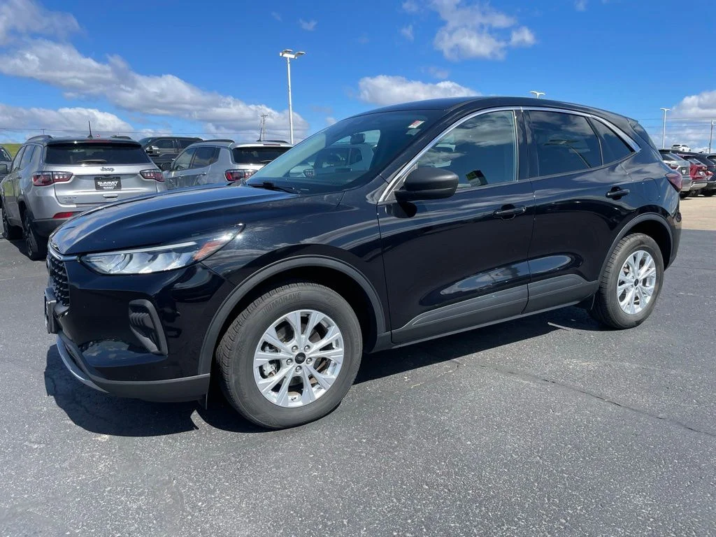 Used 2024 Ford Escape - photo 6