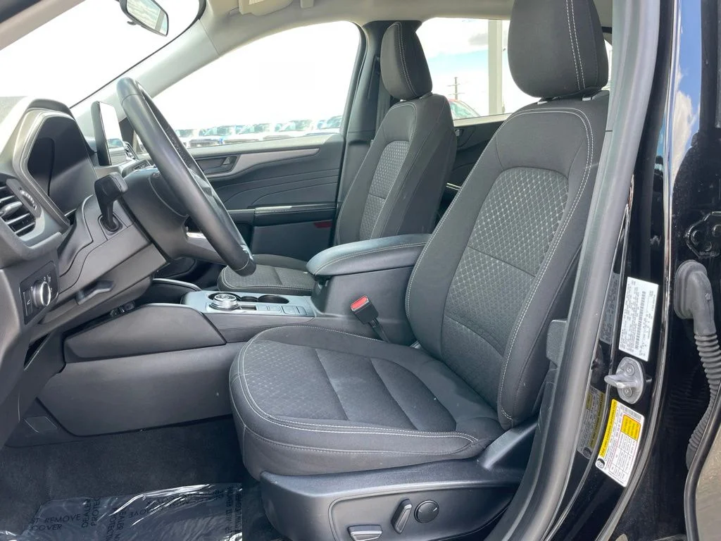 Used 2024 Ford Escape - photo 8