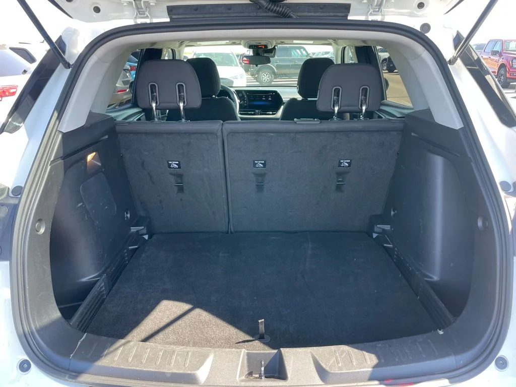 Used 2025 Chevrolet Trailblazer - photo 30
