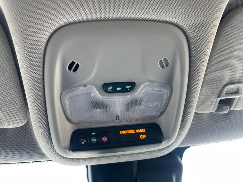 Used 2025 Chevrolet Trailblazer - photo 49