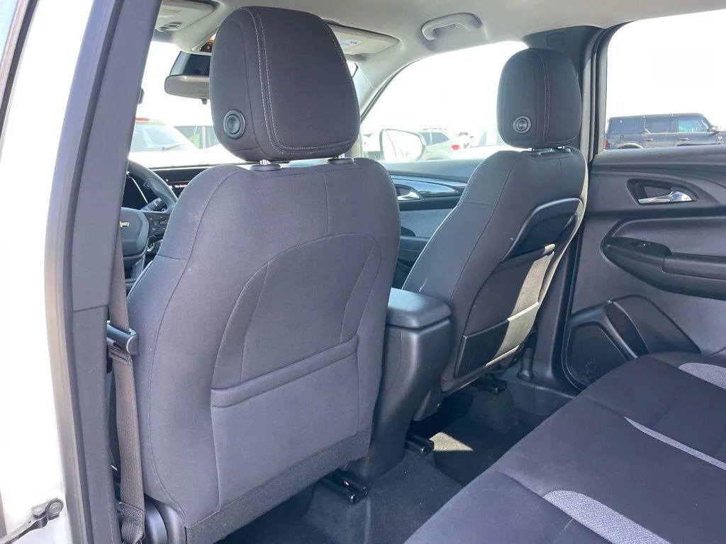 Used 2025 Chevrolet Trailblazer - photo 51