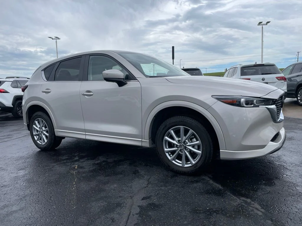 Used 2025 Mazda CX-5 - photo 1