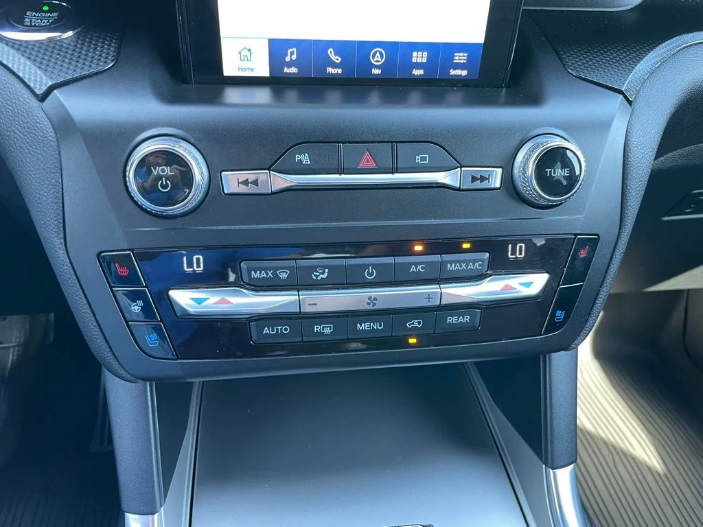 Used 2020 Ford Explorer - photo 13