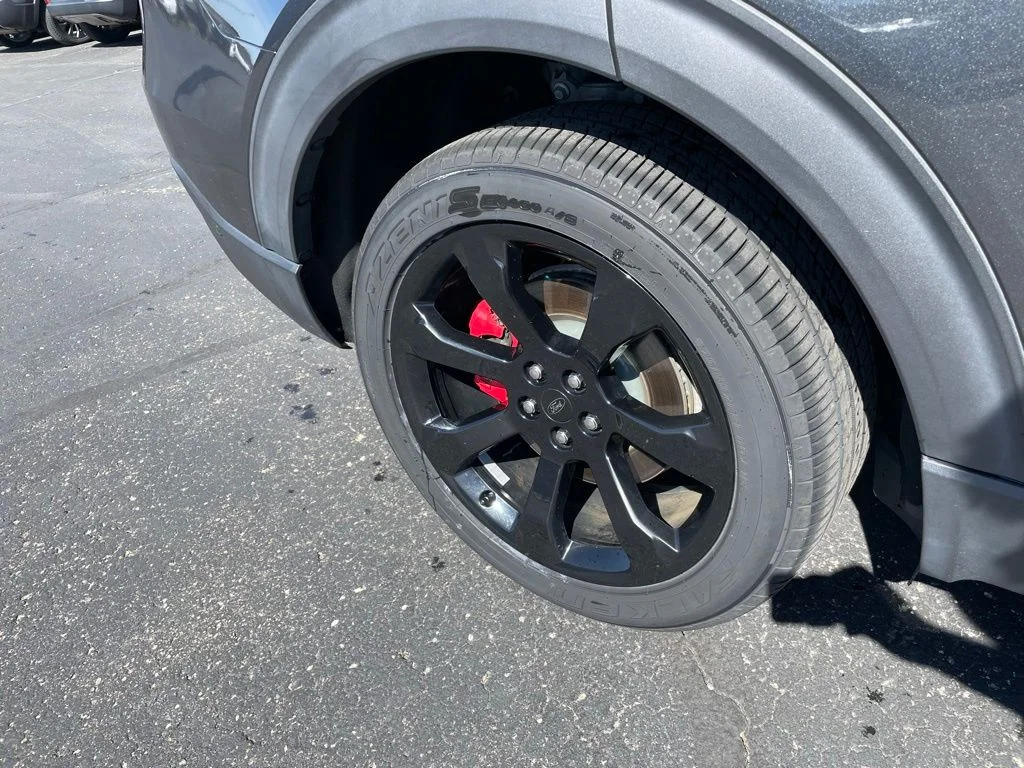 Used 2020 Ford Explorer - photo 2