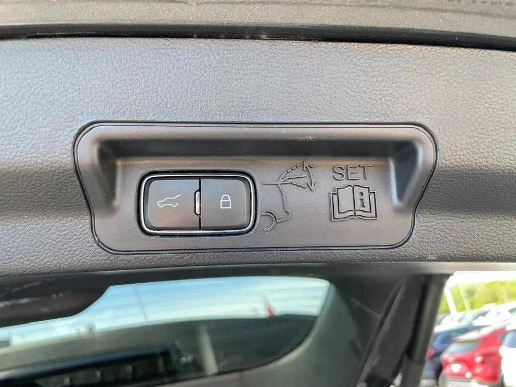 Used 2020 Ford Explorer - photo 39