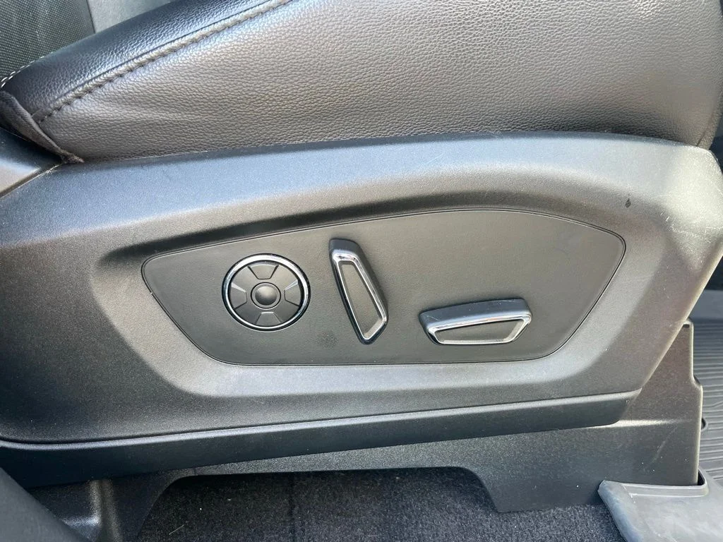 Used 2020 Ford Explorer - photo 64