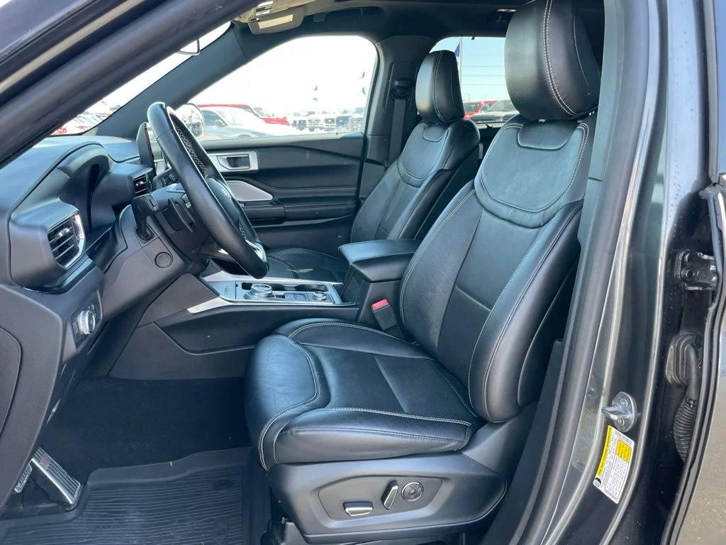 Used 2020 Ford Explorer - photo 8