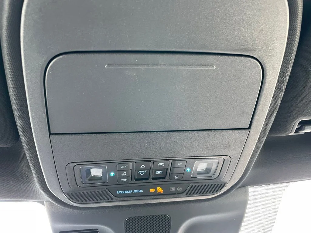Used 2025 Ford Expedition - photo 26