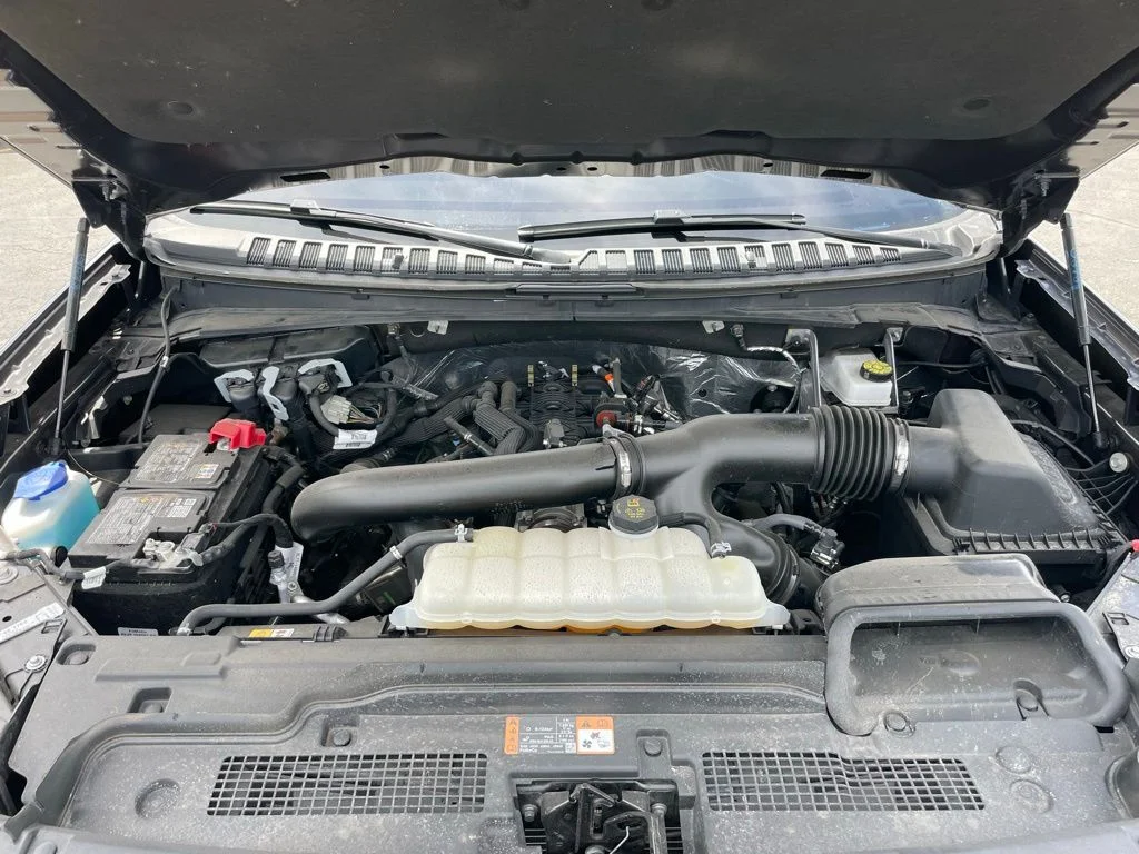 Used 2025 Ford Expedition - photo 52