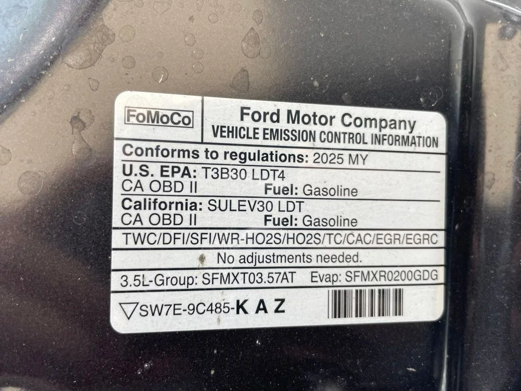 Used 2025 Ford Expedition - photo 53