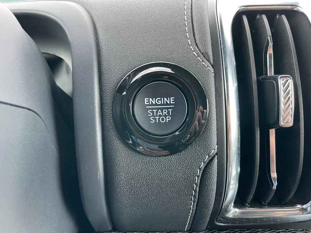 Used 2025 Ford Expedition - photo 58