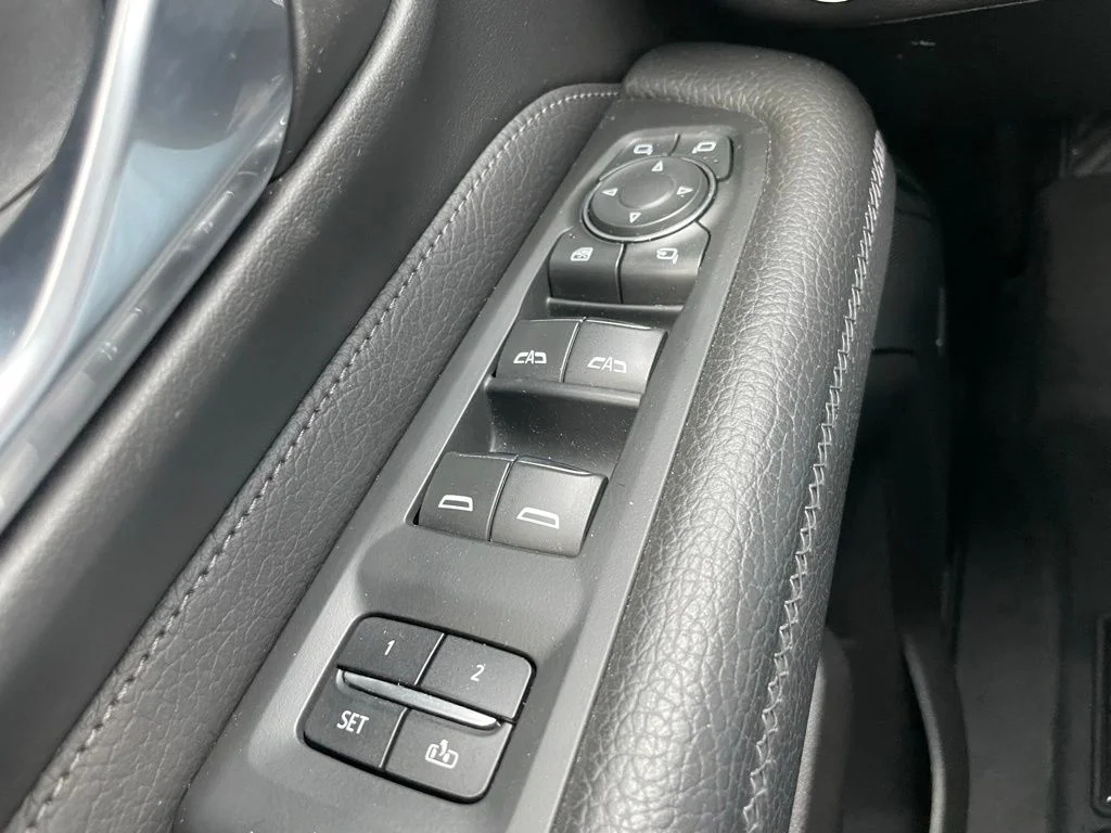 Used 2021 GMC Yukon XL - photo 27