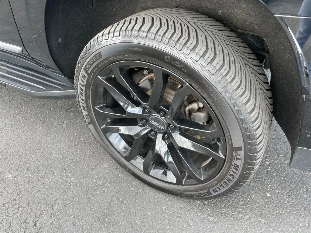 Used 2021 GMC Yukon XL - photo 5