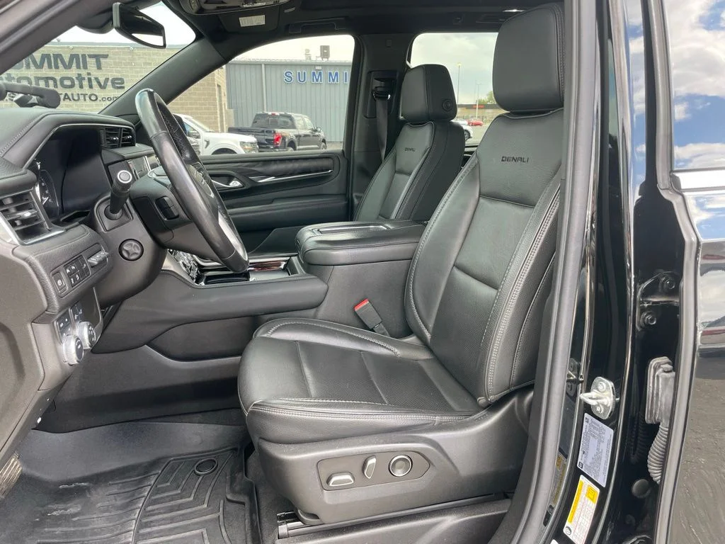 Used 2021 GMC Yukon XL - photo 9