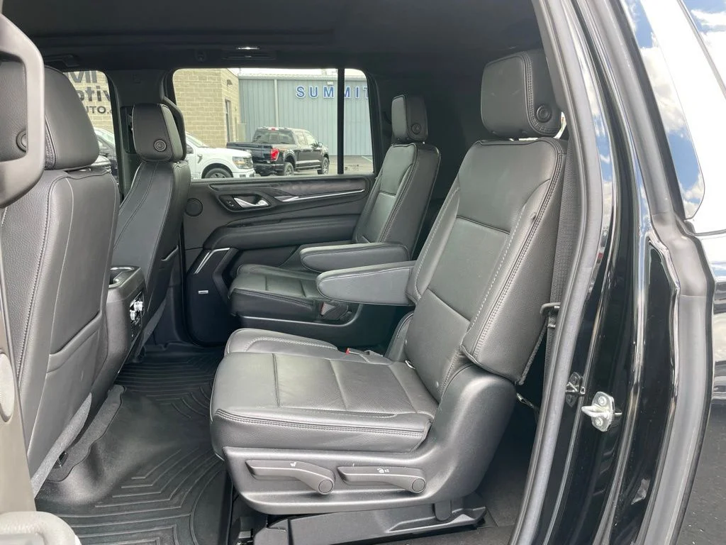 Used 2021 GMC Yukon XL - photo 10