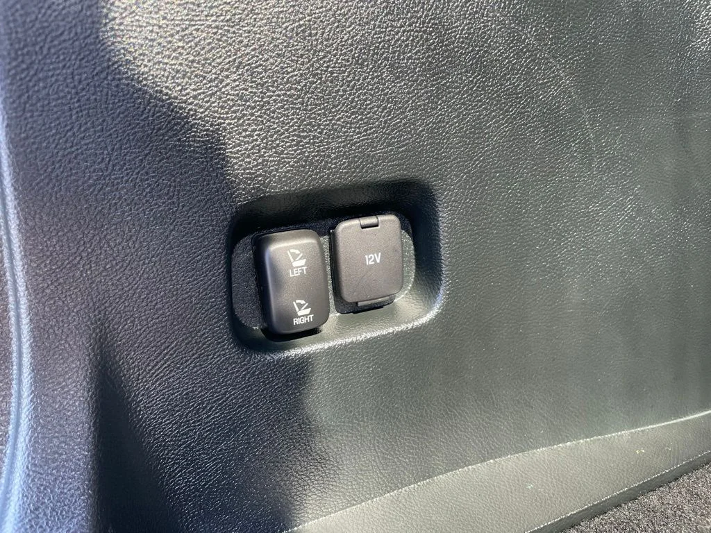 Used 2022 Ford Edge - photo 32