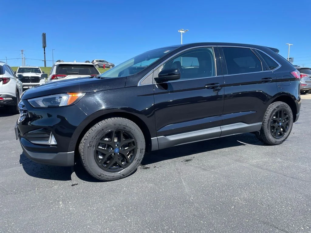 Used 2022 Ford Edge - photo 5