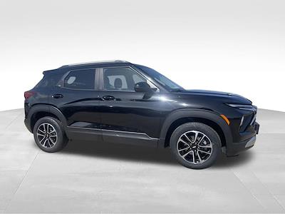 2025 Chevrolet Trailblazer AWD SUV for sale #4188X - photo 2